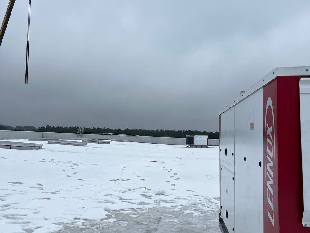 Roof-top installé en toiture, intervention hivernale